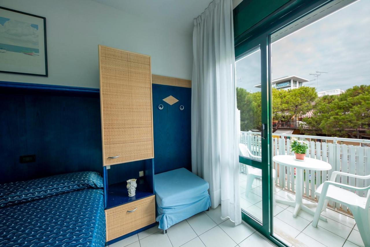 Hotel Olanda Лидо-ди-Езоло Экстерьер фото
